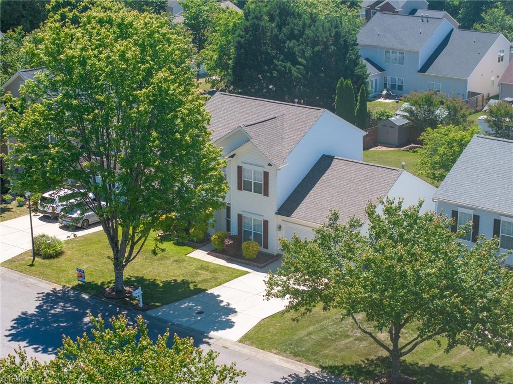 4236 Laurel Ridge Circle Winston-Salem, NC 27107 - Photo 3 of 34