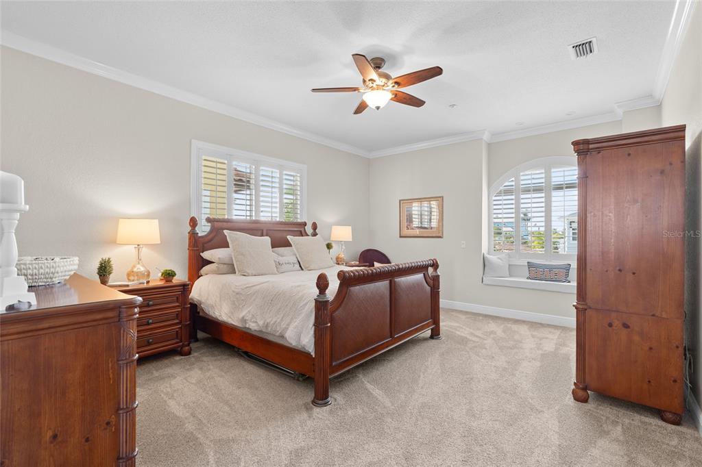 557 Johns Pass Avenue Madeira Beach, FL 33708 - Photo 17 of 49