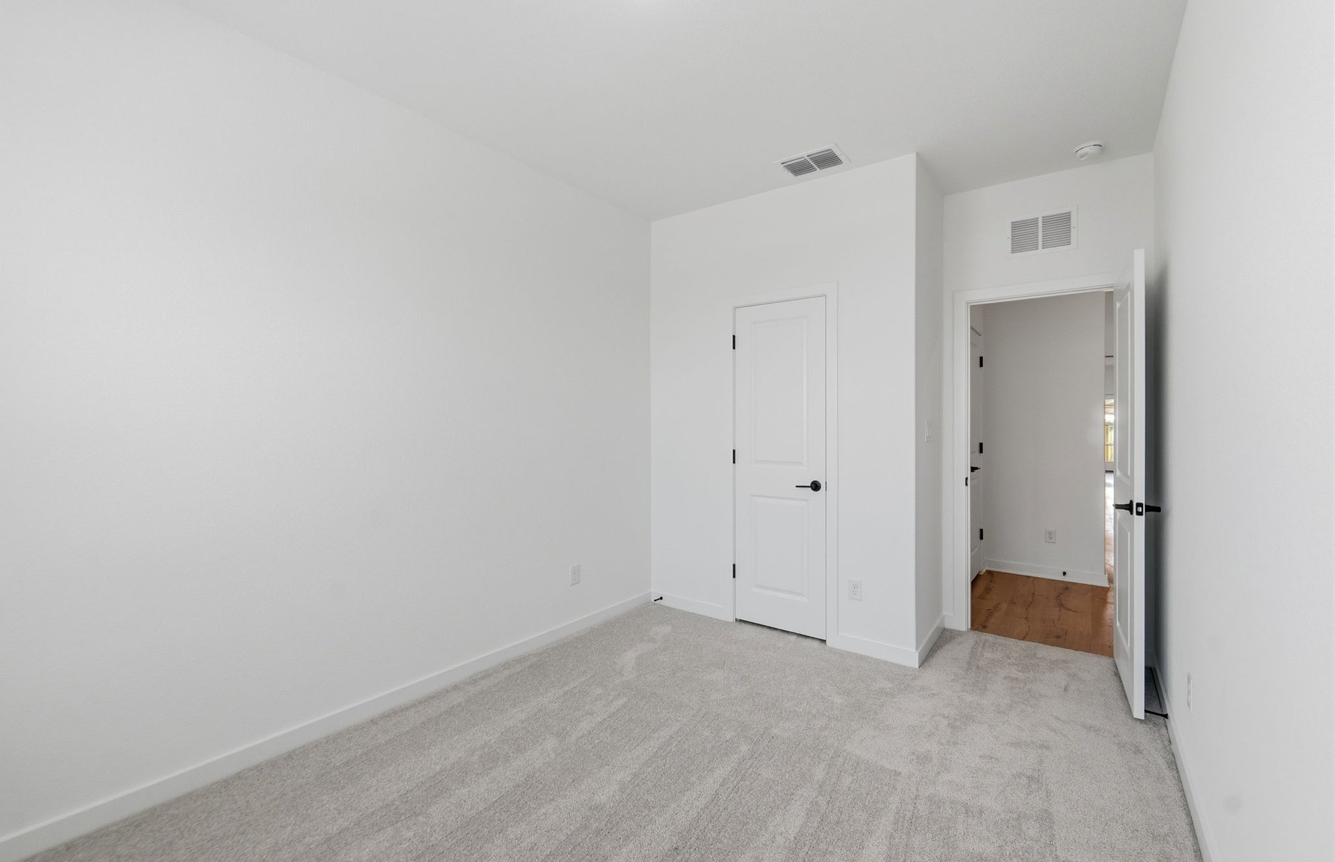 198 Rubber Tree Way Buda, TX 78610 - Photo 18 of 23