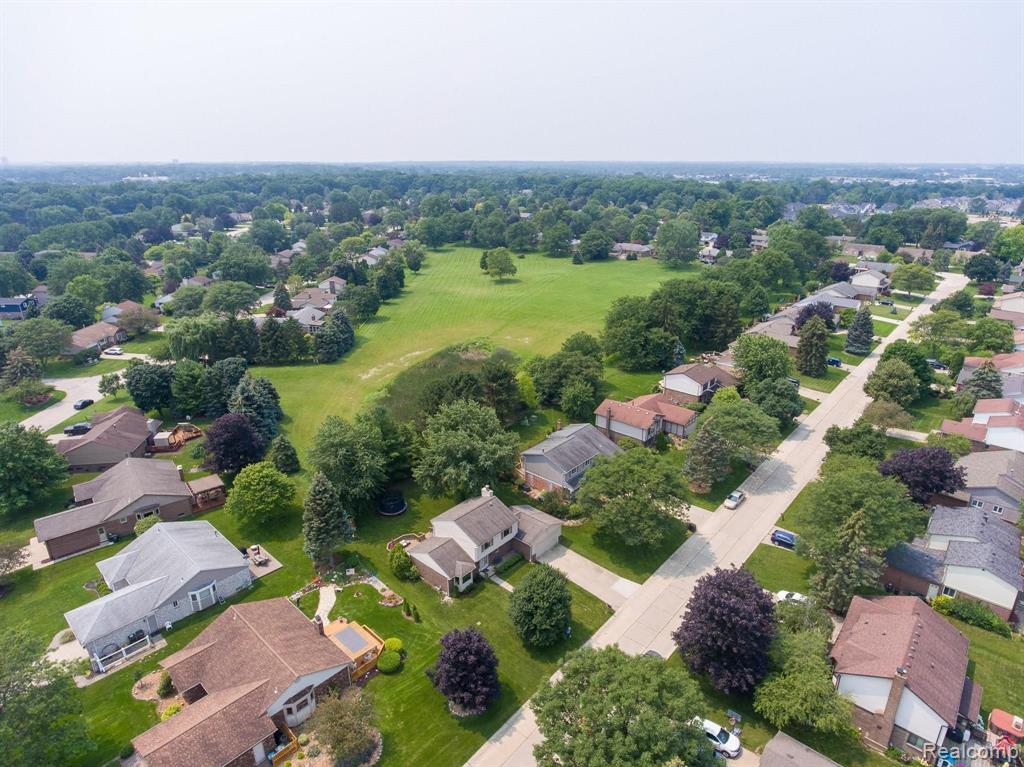 567 Lockport Road Rochester Hills, MI 48307 - Photo 29 of 29