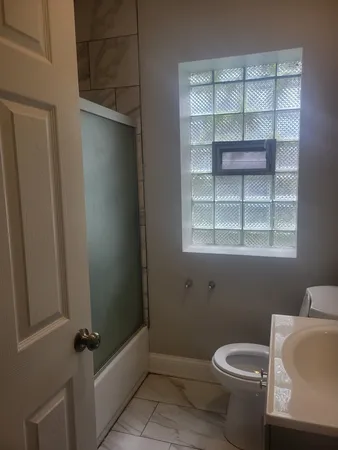 $1,600 | 7918 South Essex Avenue, Unit 1, Chicago, IL 60617