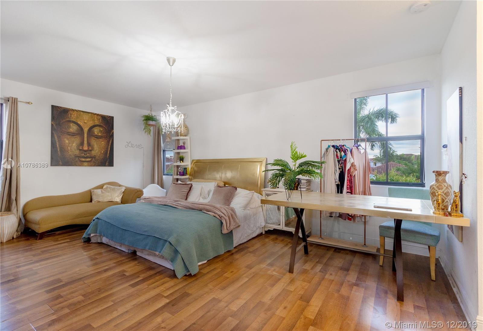 9770 Northwest 10th Street Miami, FL 33172 - Photo 11 of 17