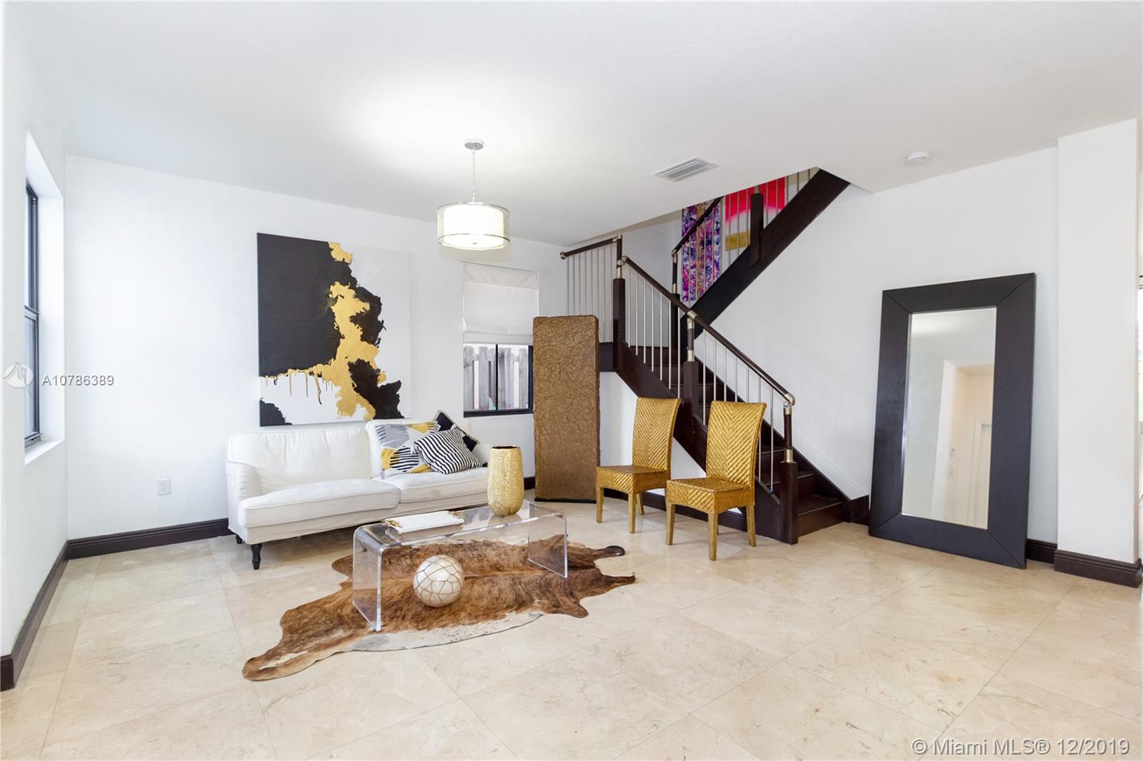 9770 Northwest 10th Street Miami, FL 33172 - Photo 3 of 17