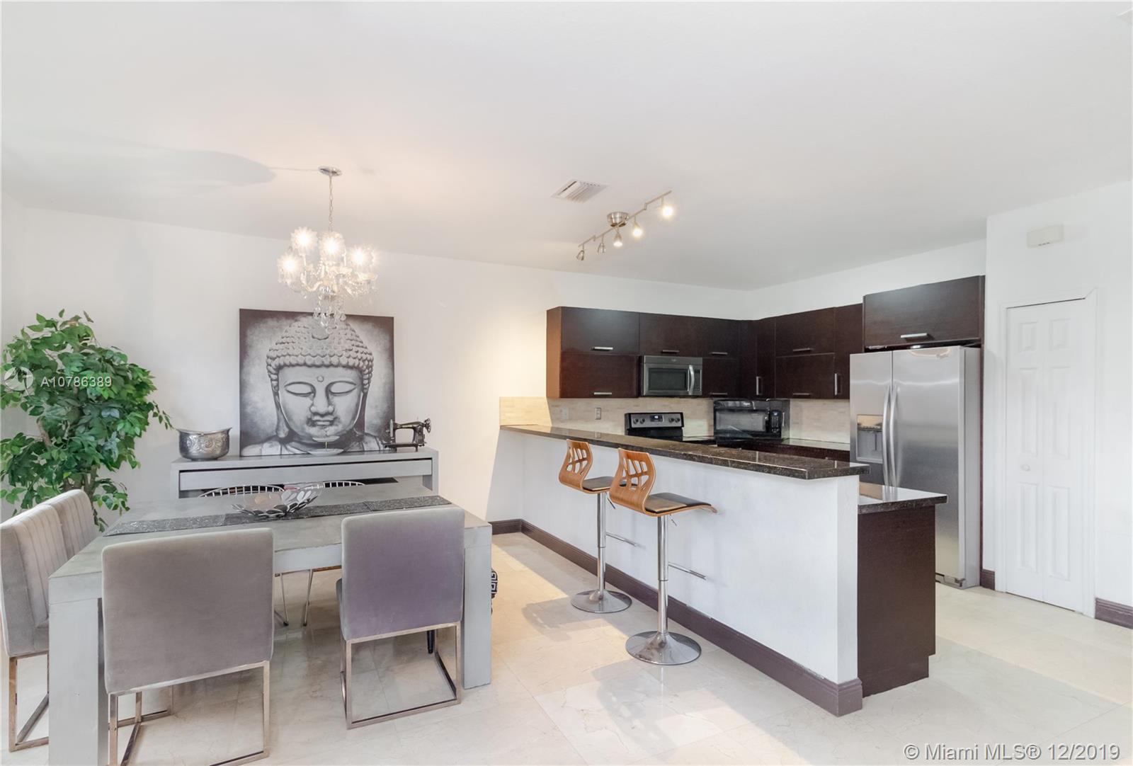 9770 Northwest 10th Street Miami, FL 33172 - Photo 7 of 17