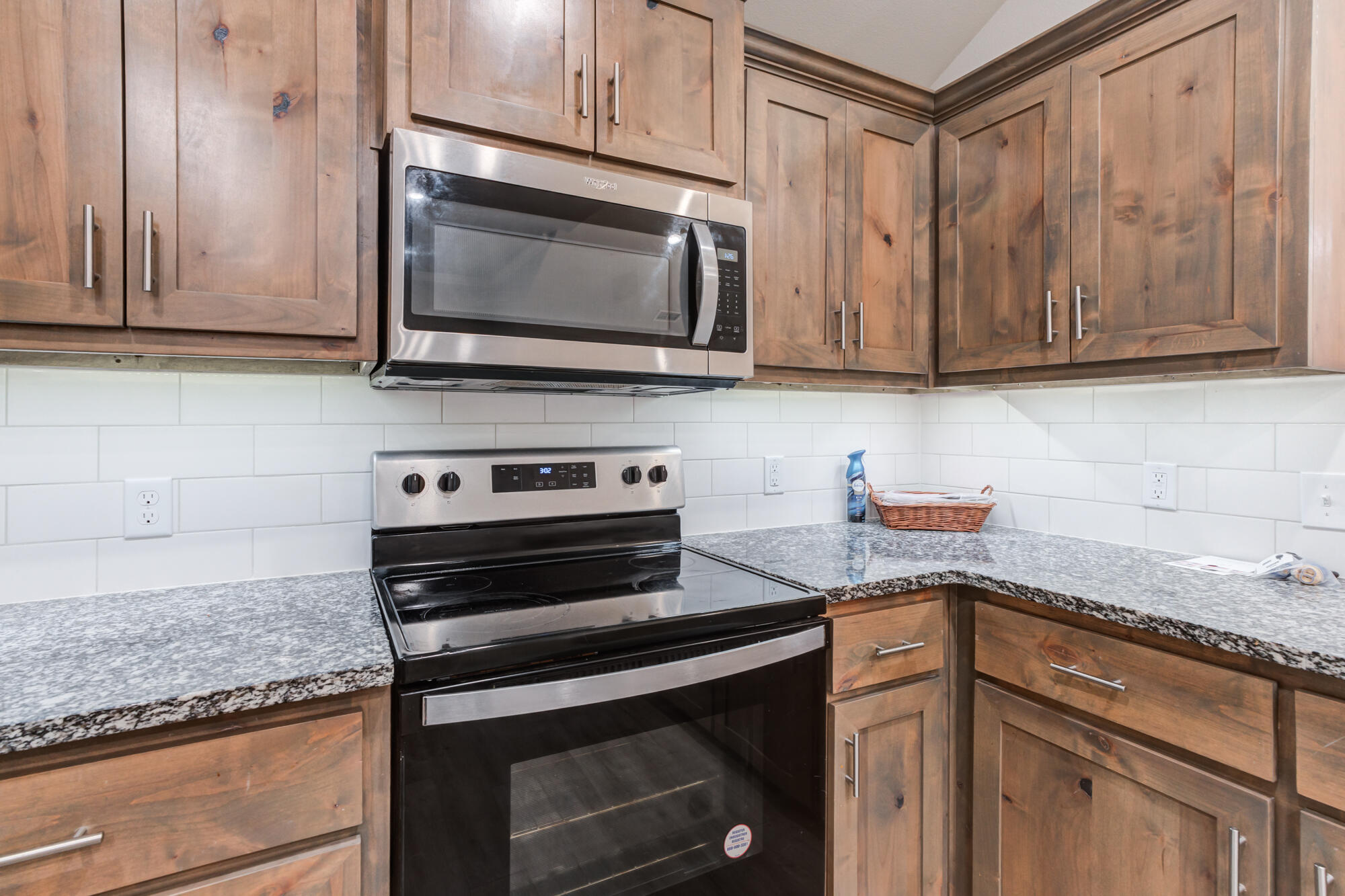 7004 24th Street Lubbock, TX 79407 - Photo 18 of 35 7004-24th-St_Lubbock-TX_26_Kitchen