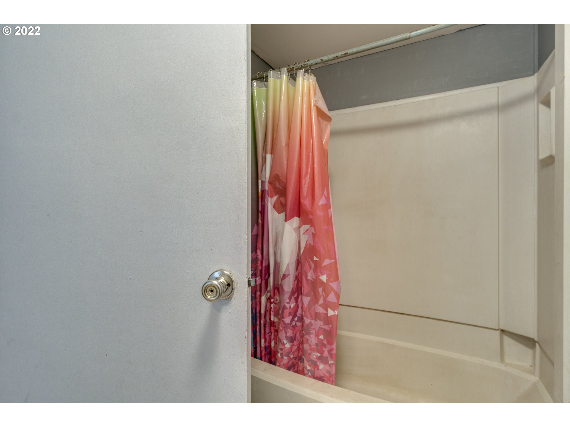 32882 Dan Cupp Road St. Helens, OR 97051 - Photo 11 of 31 Bathroom