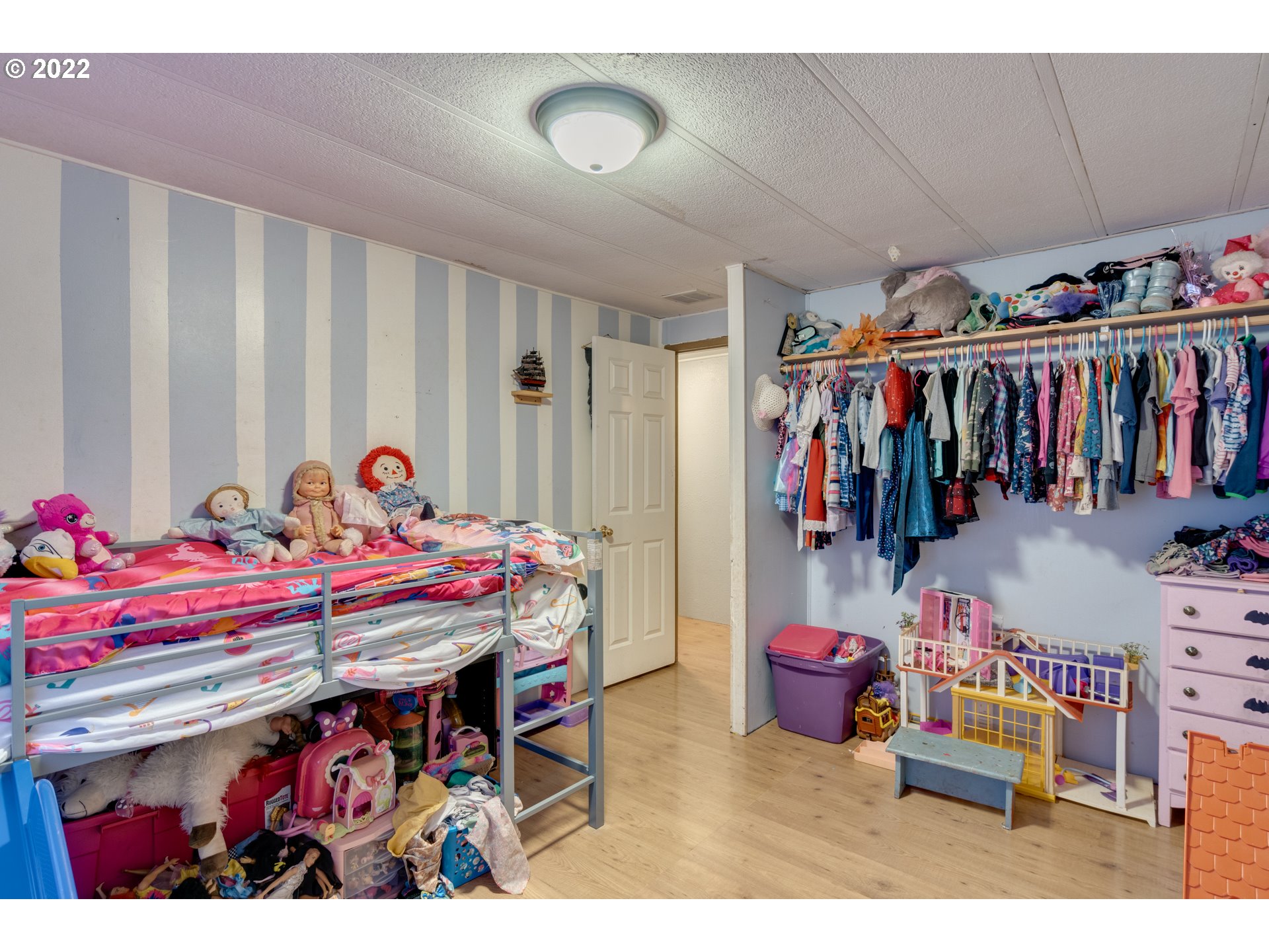 32882 Dan Cupp Road St. Helens, OR 97051 - Photo 14 of 31 Bedroom