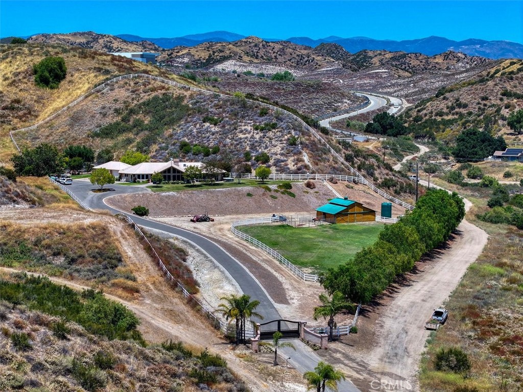 31233 Romero Canyon Road Castaic, CA 91384 - Photo 35 of 38
