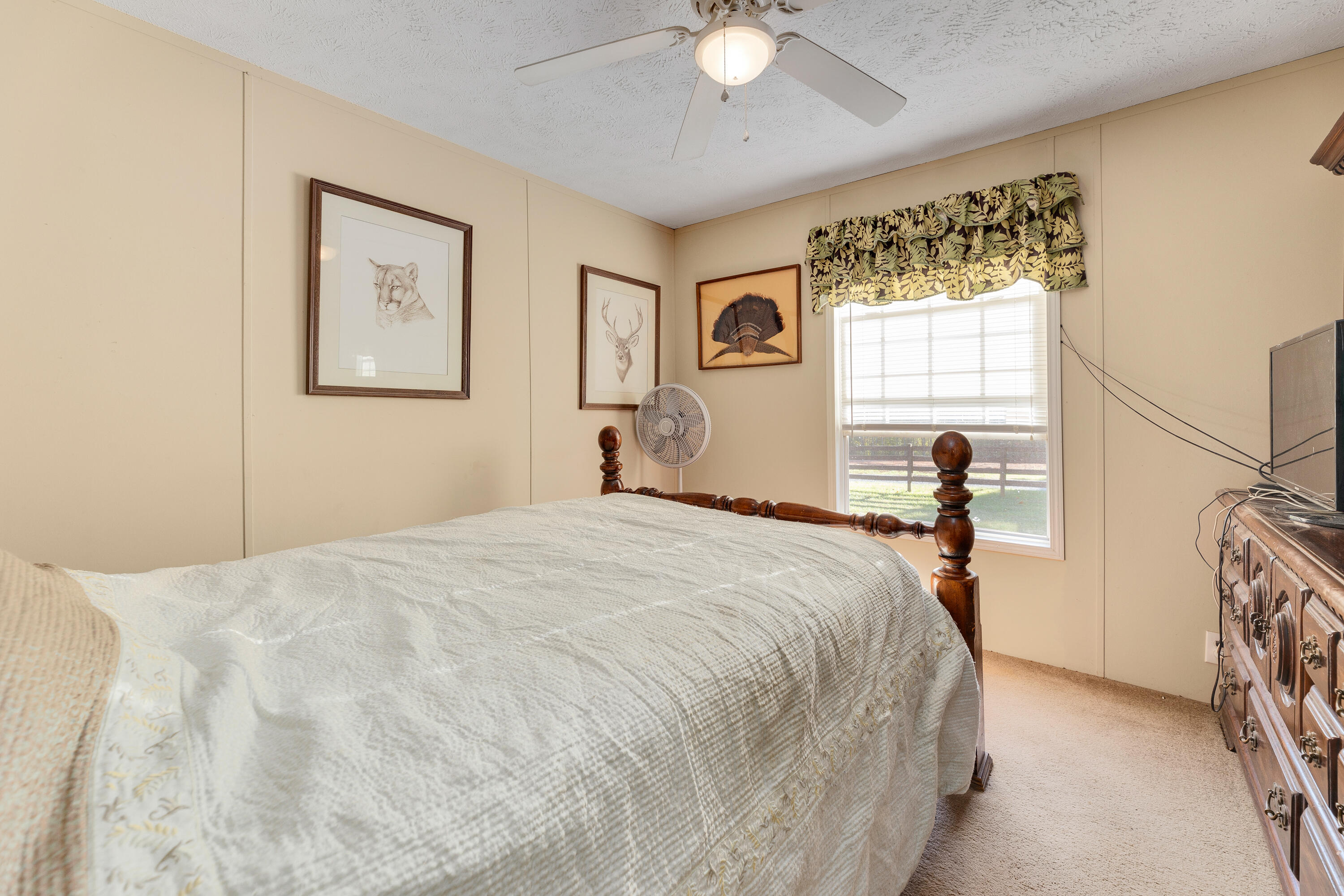 2545 Ashwell Ridge Road Huddleston, VA 24104 - Photo 38 of 38 IMG_6034_37