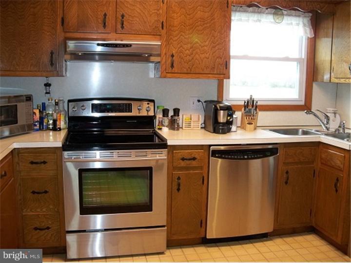 65 Old York Road Chesterfield, NJ 08515 - Photo 3 of 8 Kitchen