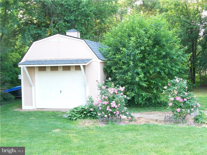 65 Old York Road Chesterfield, NJ 08515 - Photo 7 of 8 Storage Shed