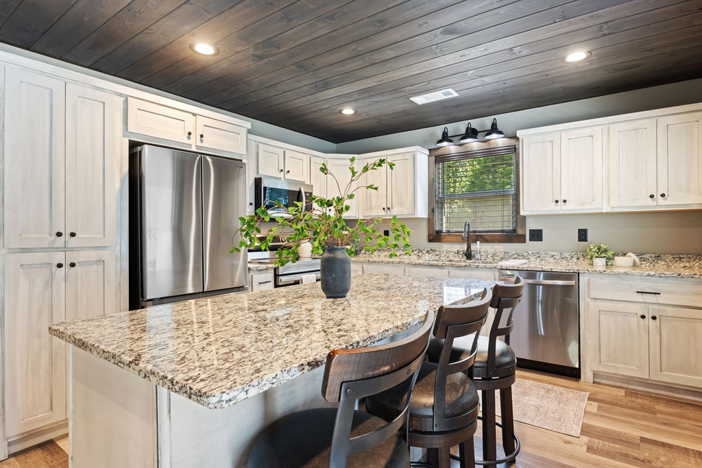 2830 Ada Street Blue Ridge, GA 30513 - Photo 6 of 30