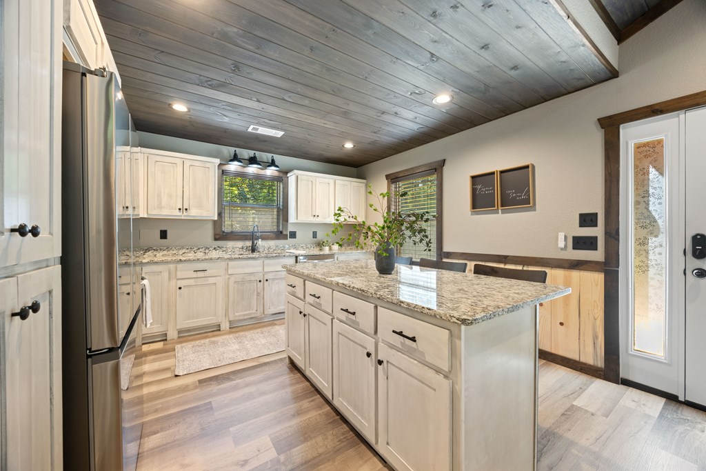 2830 Ada Street Blue Ridge, GA 30513 - Photo 10 of 30