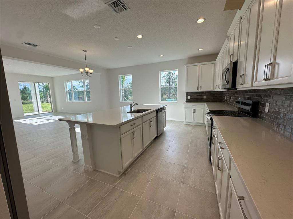 2000 Beevalley Way DeLand, FL 32724 - Photo 6 of 11