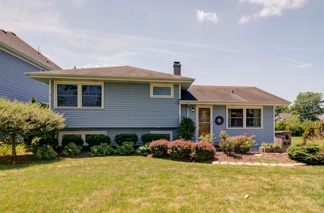 $3,650 | 501 Lincoln Avenue, Downers Grove, IL 60515