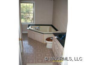 553 Thunder Road Brevard, NC 28712 - Photo 14 of 22 Gallery Image 14