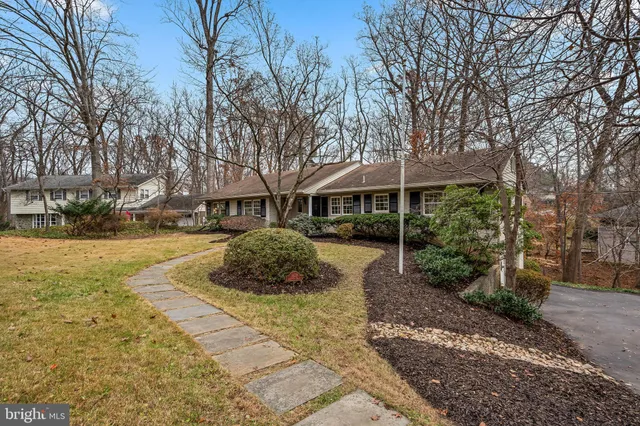 $1,589,000 | 1429 Ironwood Drive, McLean, VA 22101