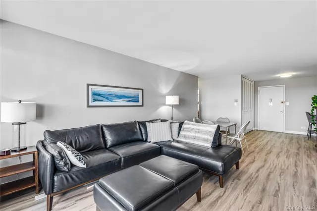 $389,000 | 18-15 215th Street, Unit 14B | Bay Terrace