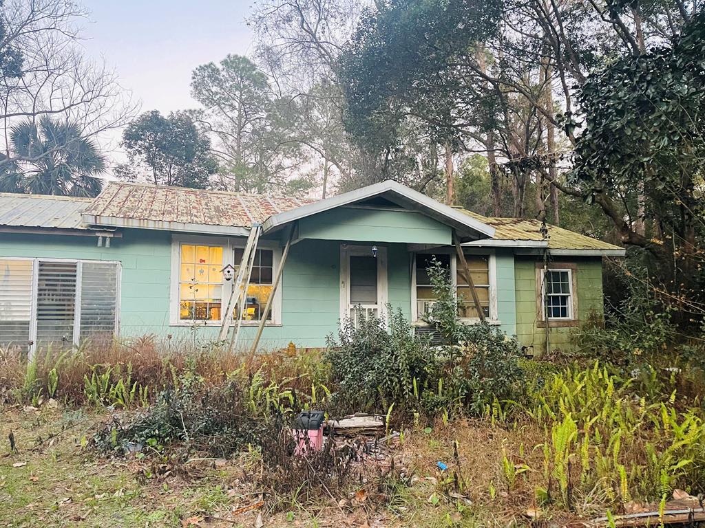 2001A Bluff Road Apalachicola, FL 32320 - Photo 1 of 13