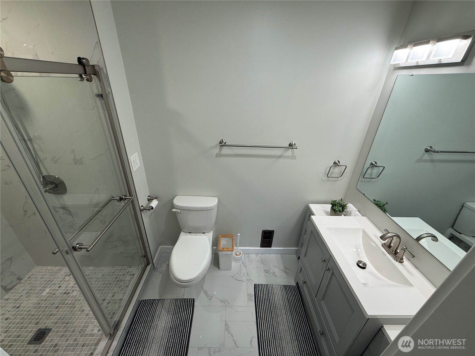 2447 Rocky Point Road Northwest Bremerton, WA 98312 - Photo 15 of 35