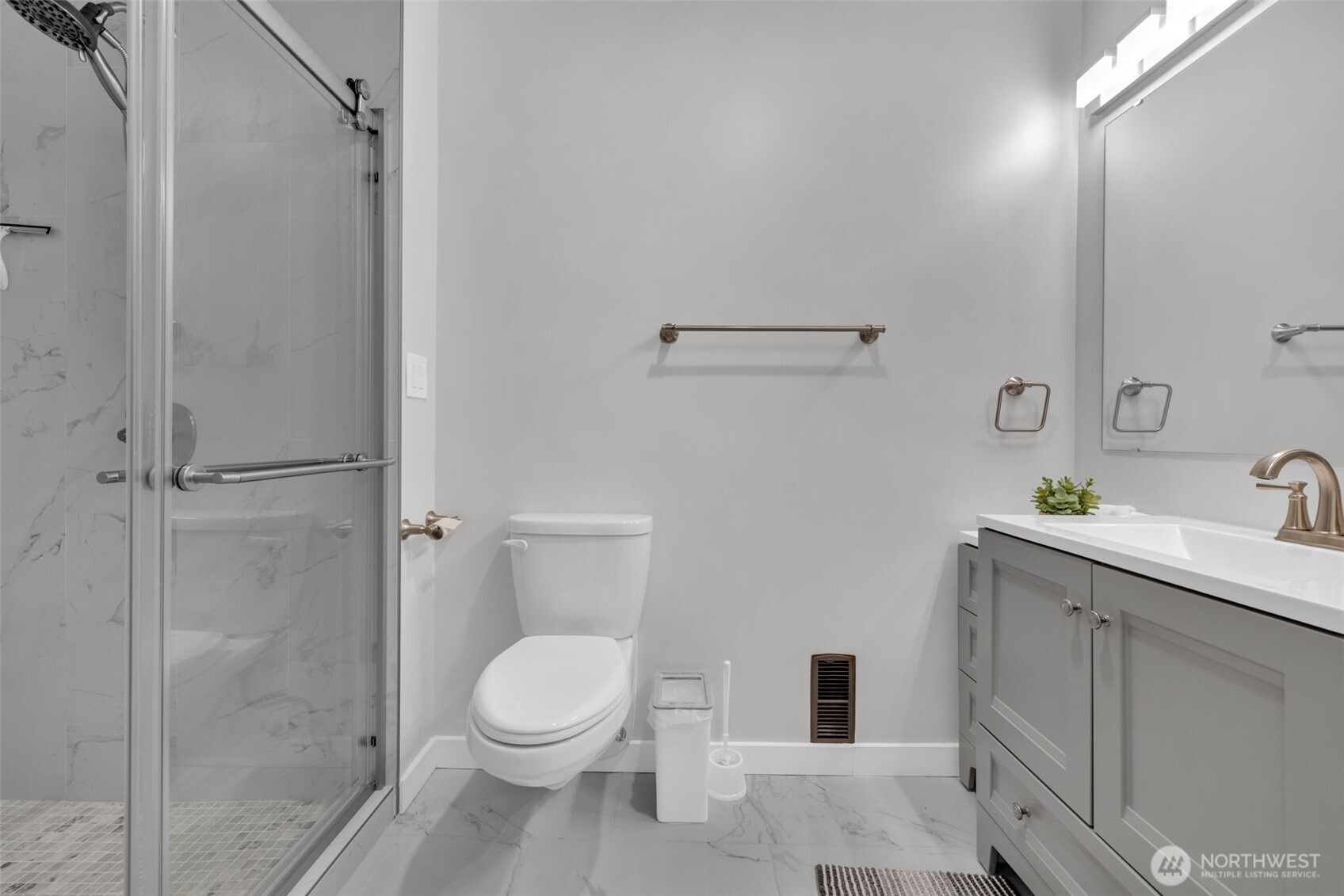 2447 Rocky Point Road Northwest Bremerton, WA 98312 - Photo 15 of 39 Gallery Image 15