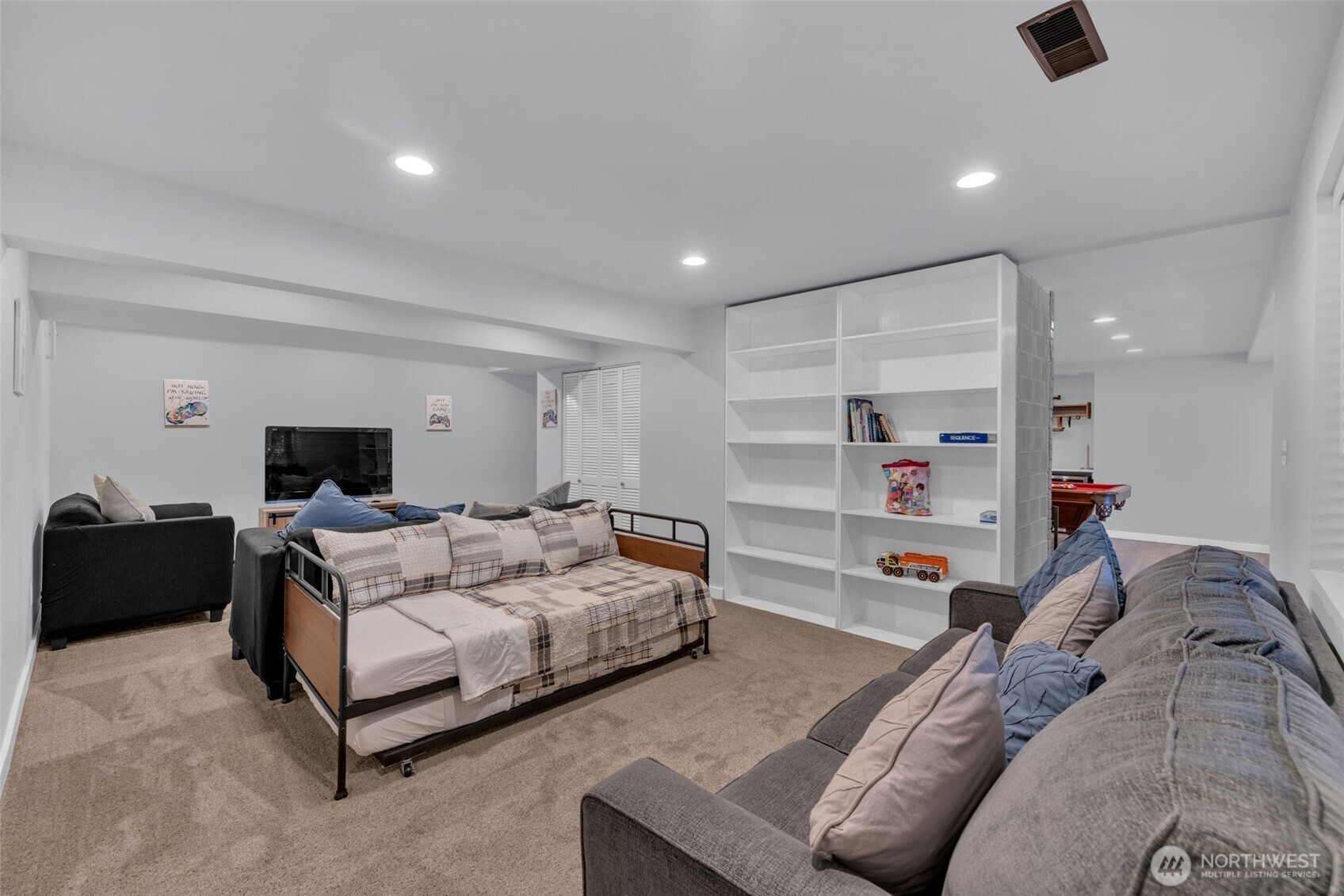 2447 Rocky Point Road Northwest Bremerton, WA 98312 - Photo 26 of 39 Gallery Image 26