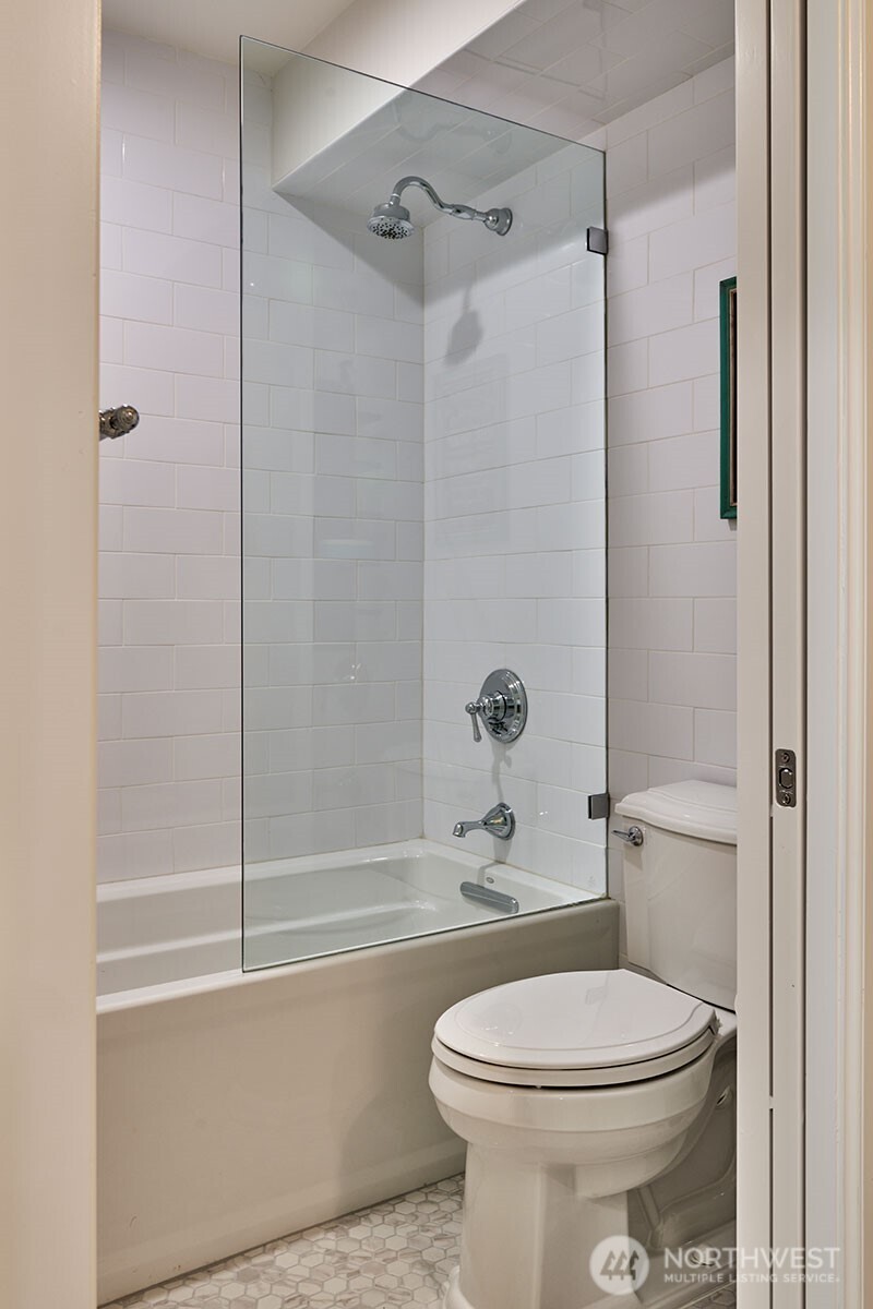 2736 34th Avenue South Seattle, WA 98144 - Photo 38 of 40