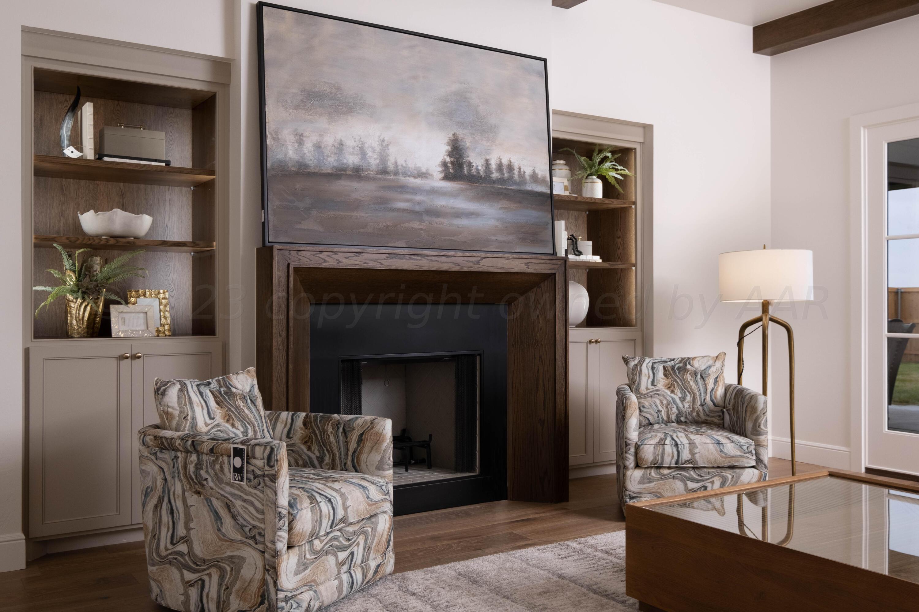 9411 Meadow Ridge Amarillo, TX 79118 - Photo 13 of 40 Living Room 2