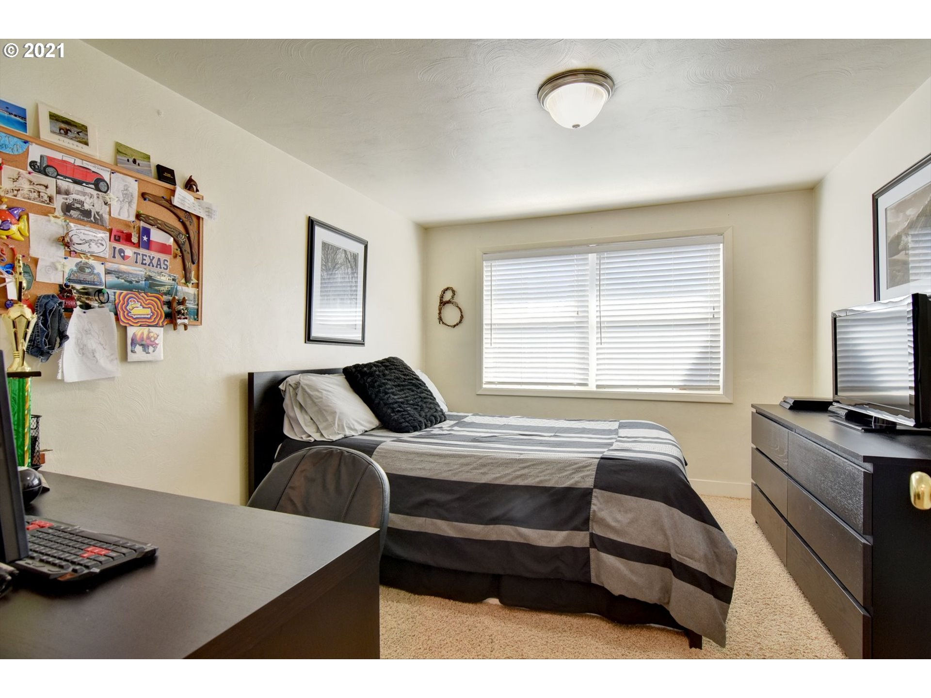 3301 Willakenzie Road Eugene, OR 97401 - Photo 11 of 24 Gallery Image 11