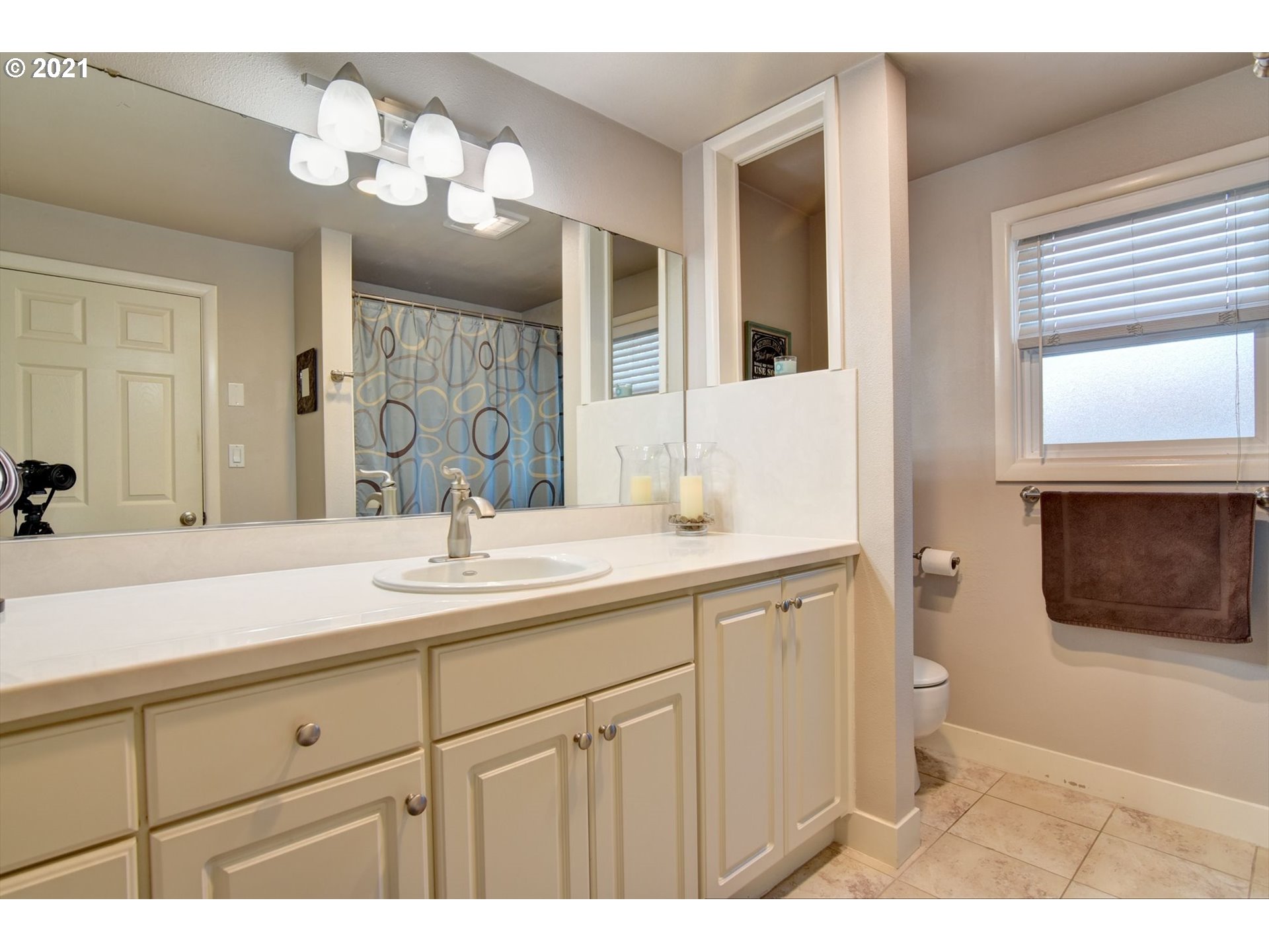 3301 Willakenzie Road Eugene, OR 97401 - Photo 14 of 24 Gallery Image 14