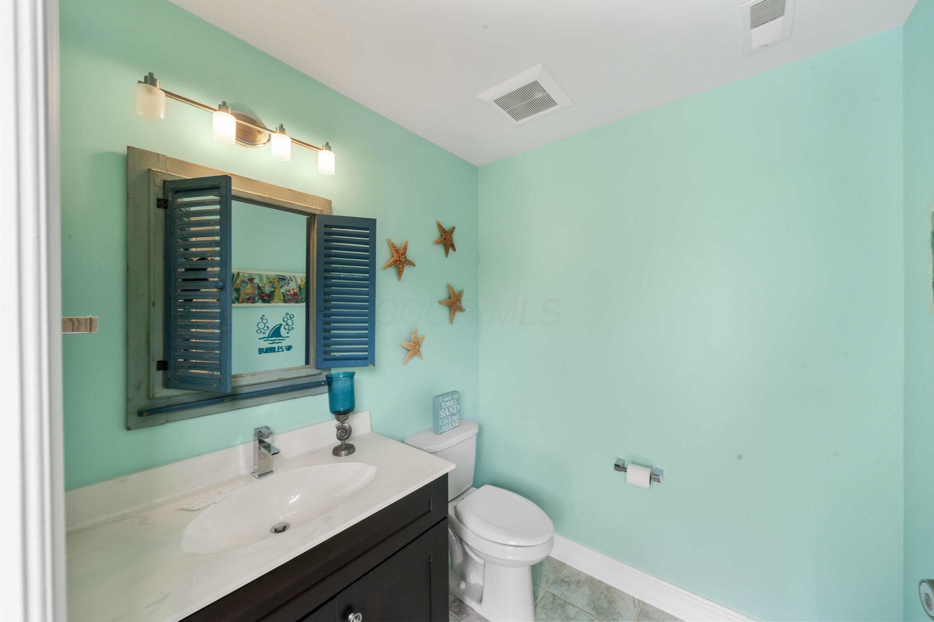 4640 Maynard Road Delaware, OH 43015 - Photo 66 of 91 Half Bathroom with exterior access from the pool deck