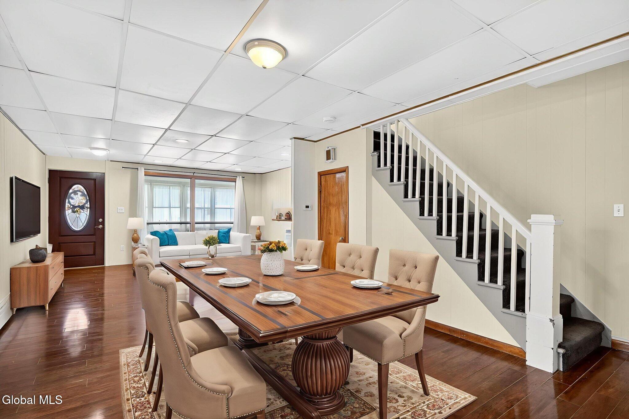 269 Broadway Menands, NY 12204 - Photo 8 of 33 Virtual Staging