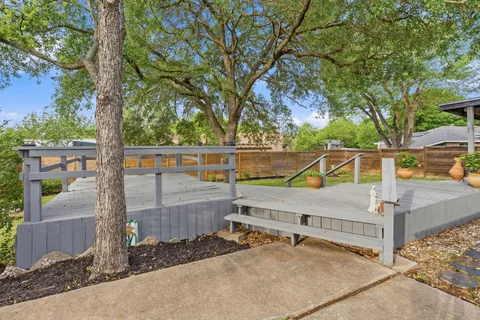 $525,000 | 2405 Stone River Drive, Austin, TX 78745