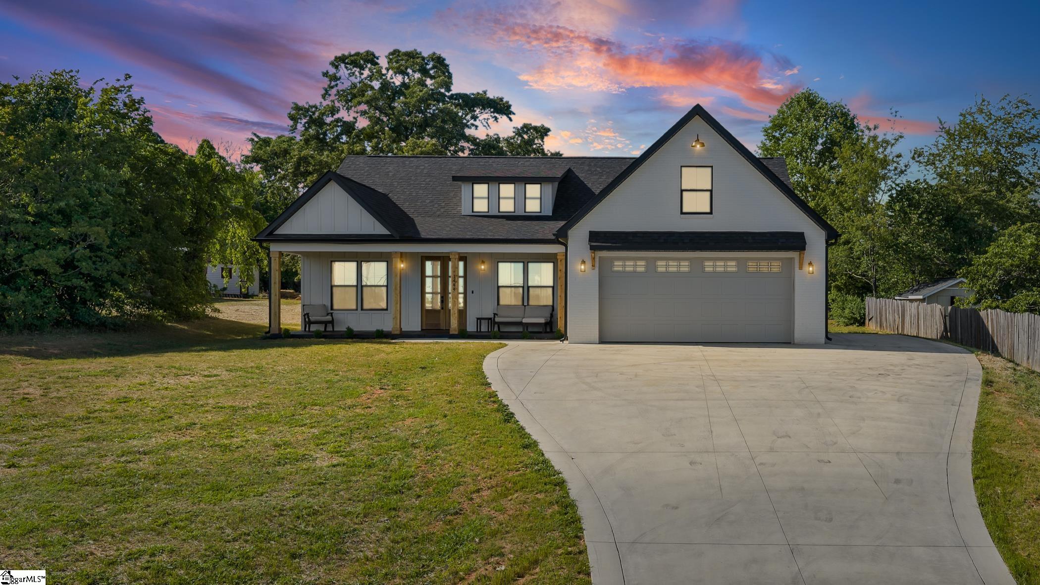 1444 Roddy Road Campobello, SC 29322 - Photo 1 of 27