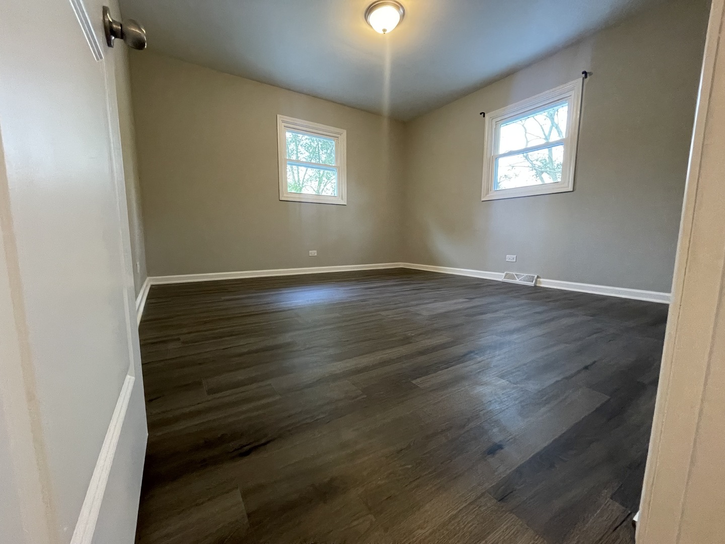 25W265 Plank Road Naperville, IL 60563 - Photo 16 of 31