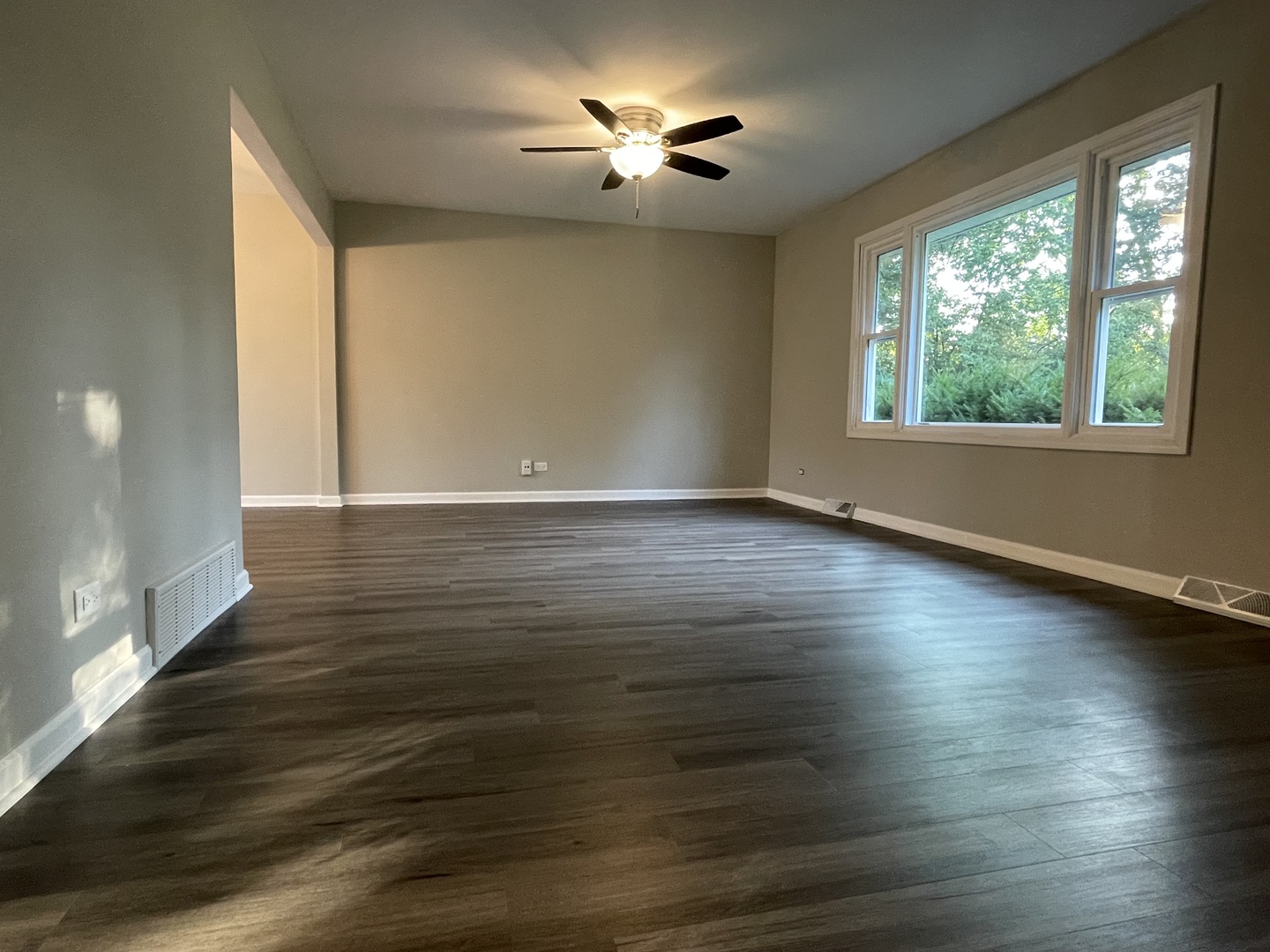 25W265 Plank Road Naperville, IL 60563 - Photo 17 of 31