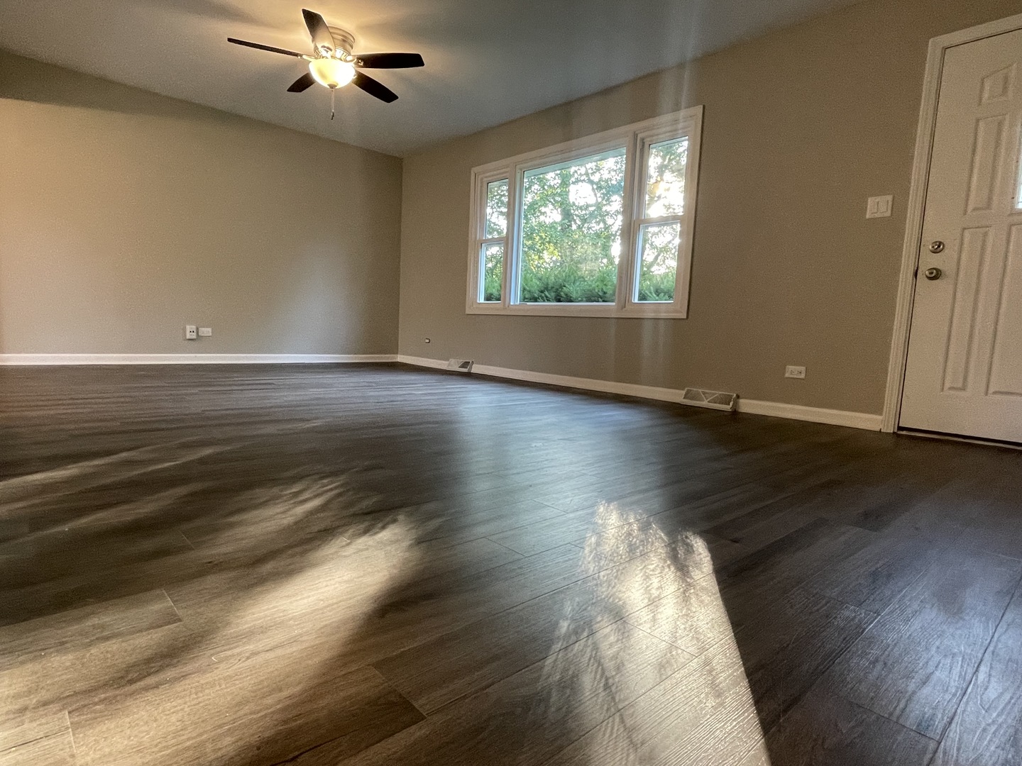 25W265 Plank Road Naperville, IL 60563 - Photo 10 of 31