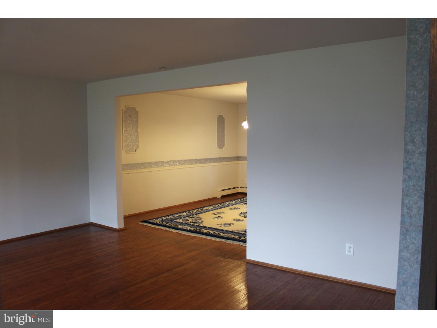 2415 Steven Road Huntingdon Valley, PA 19006 - Photo 5 of 25 Living Room
