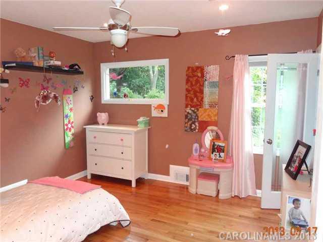 6223 Sharon Road Charlotte, NC 28210 - Photo 12 of 16 Gallery Image 12