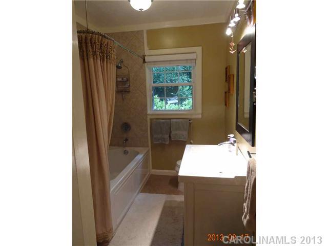 6223 Sharon Road Charlotte, NC 28210 - Photo 13 of 16 Gallery Image 13