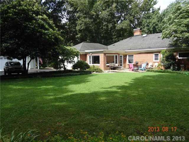 6223 Sharon Road Charlotte, NC 28210 - Photo 16 of 16 Gallery Image 16