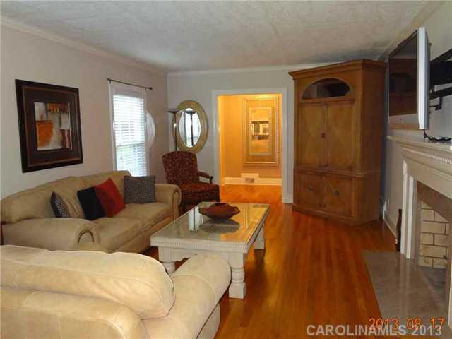 6223 Sharon Road Charlotte, NC 28210 - Photo 5 of 16 Gallery Image 5