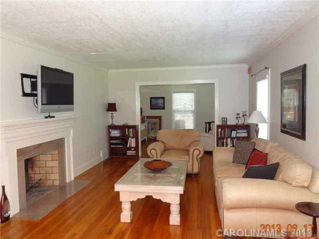 6223 Sharon Road Charlotte, NC 28210 - Photo 6 of 16 Gallery Image 6