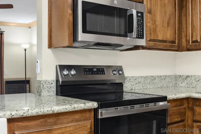 $2,700 | 214 Woodland Parkway, Unit 201, San Marcos, CA 92069