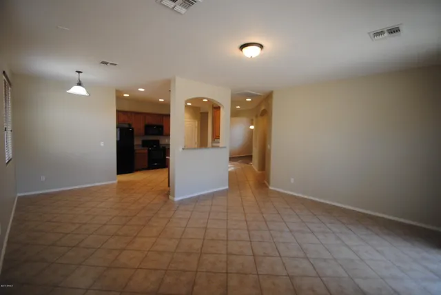 $1,725 | 17682 West Cavedale Drive, Surprise, AZ 85387