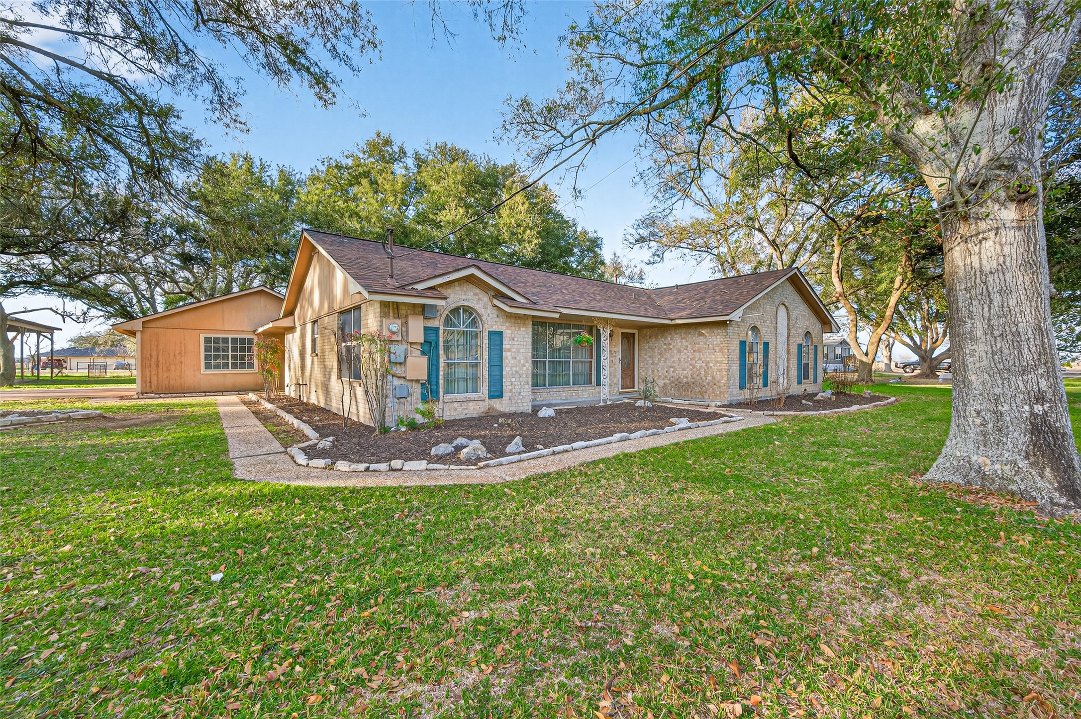 12016 Cloudt Road Needville, TX 77461 - Photo 2 of 47