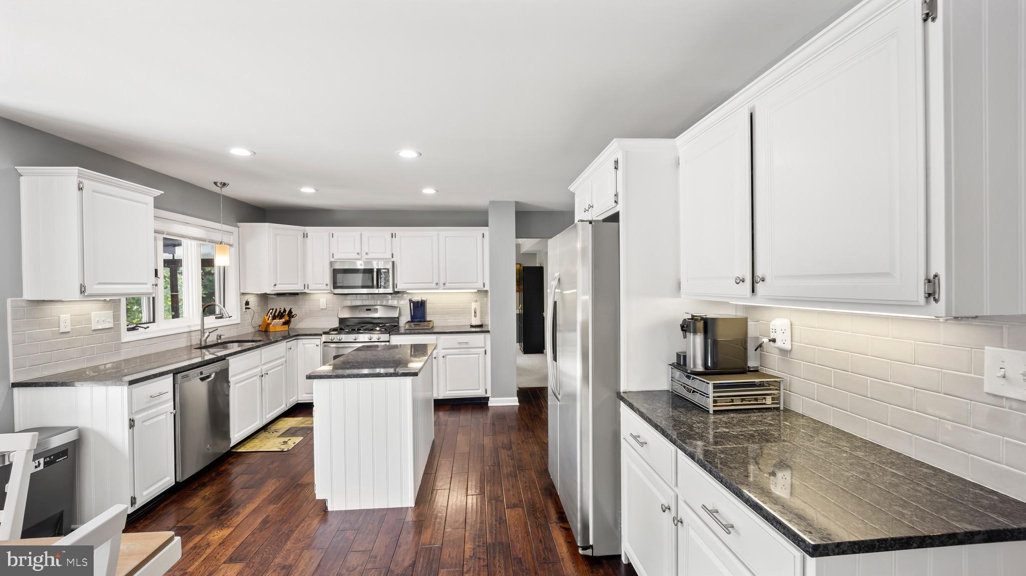 1633 Fairfield Road Yardley, PA 19067 - Photo 4 of 45 Beautiful Spacious kitchen