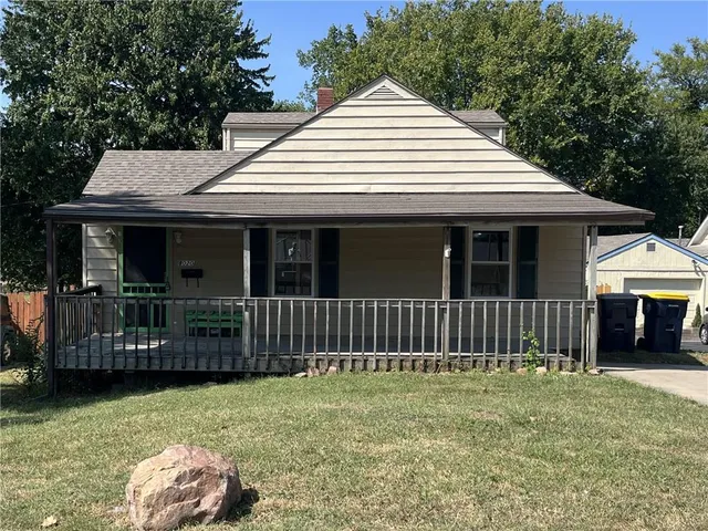 $239,000 | 8020 Mercier Street, Kansas City, MO 64114