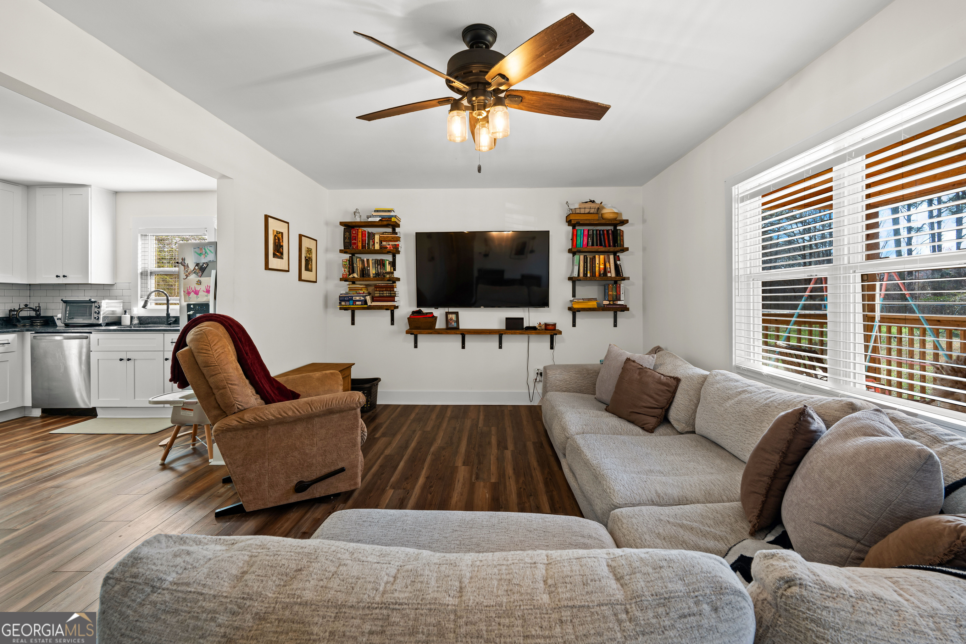 329 Camp Road Milner, GA 30257 - Photo 9 of 40
