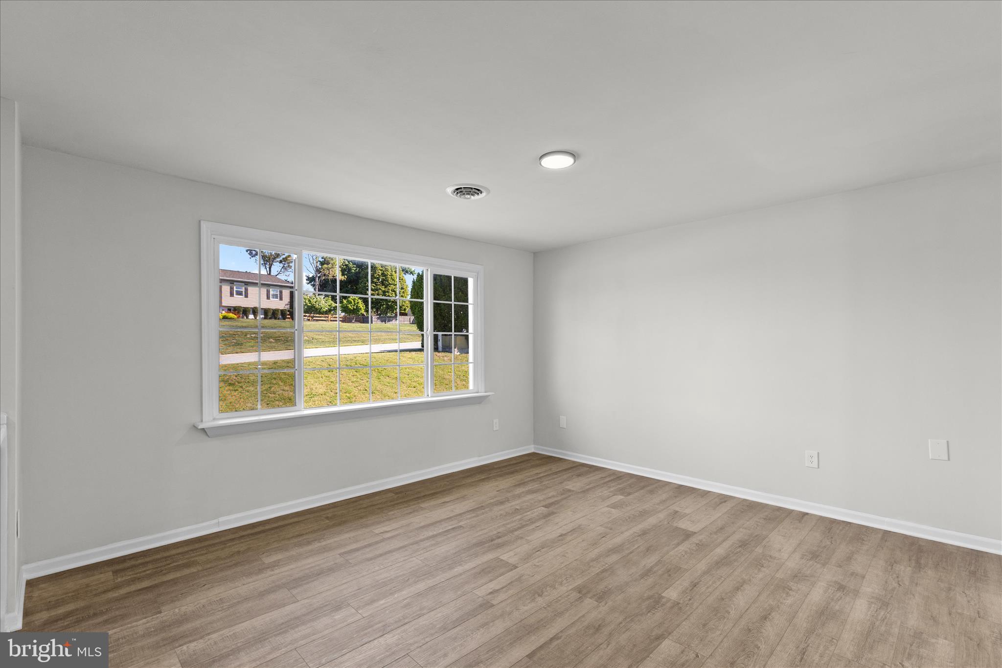 253 Vegas Drive Hanover, PA 17331 - Photo 5 of 39